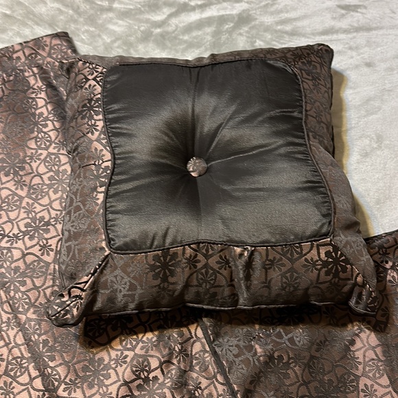 Decorative Bed Pillow + 2 standard Shams Shade of Chocolate Brown - Picture 2 of 10
